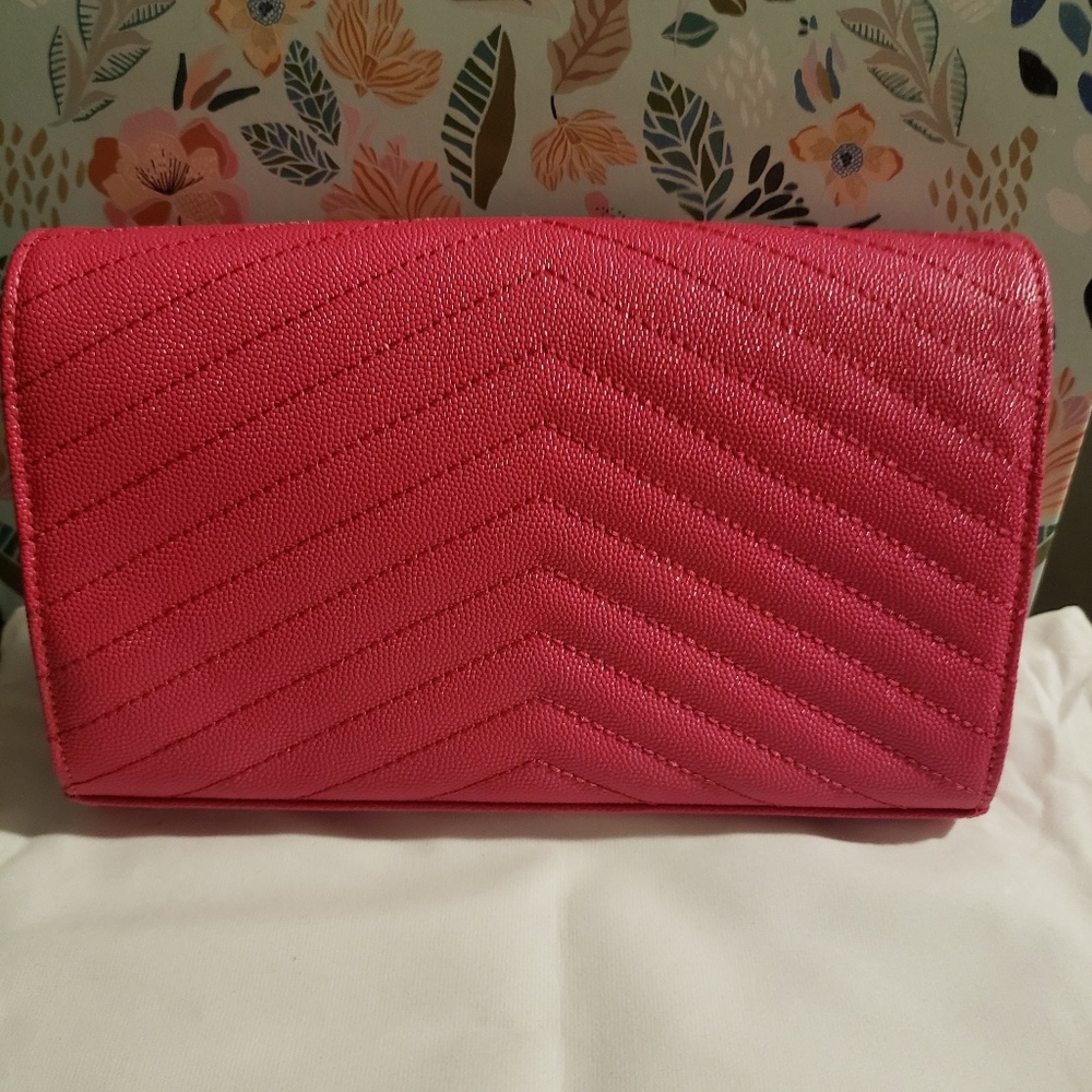 YSL Monogram Chain Wallet - Picture 3 of 3